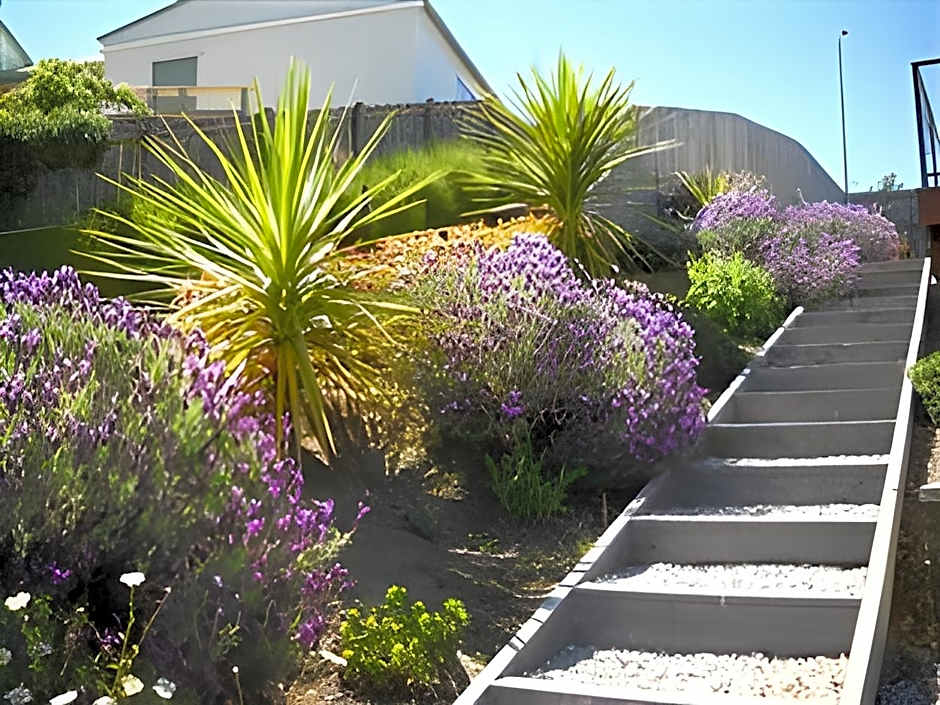 Criffel Peak View Bed and Breakfast