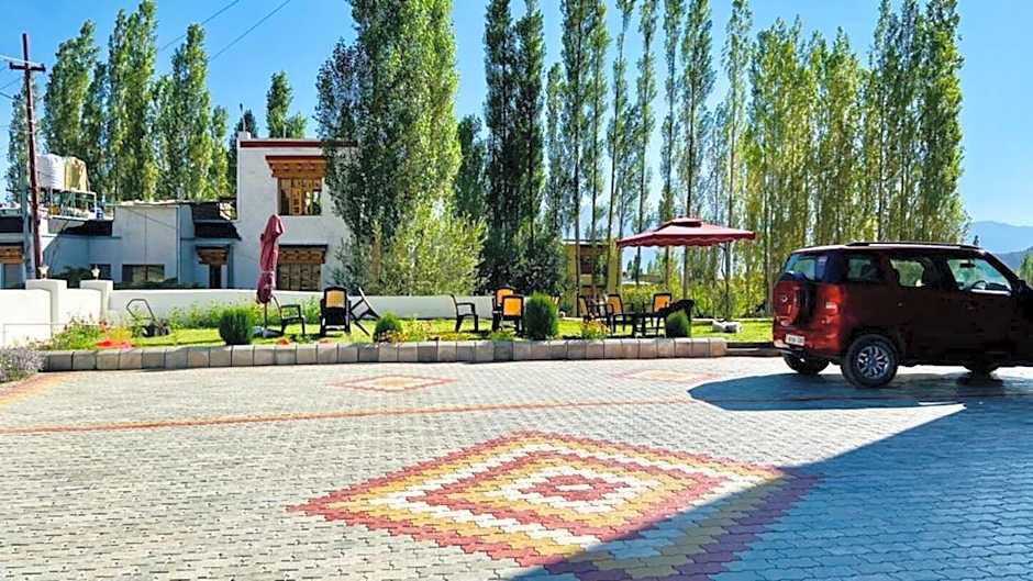 Hotel De Borgo – Leh, PA