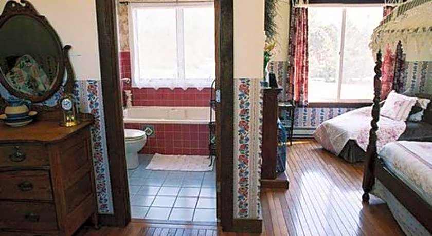 Gardenview Bed and Breakfast 