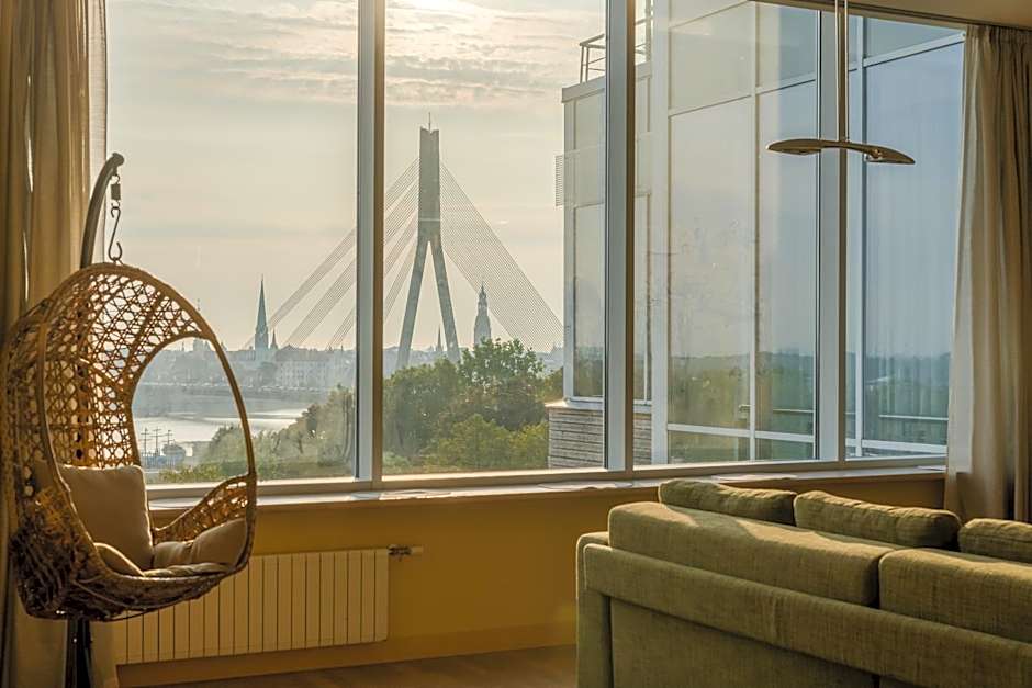 Riga Islande Hotel with FREE Parking