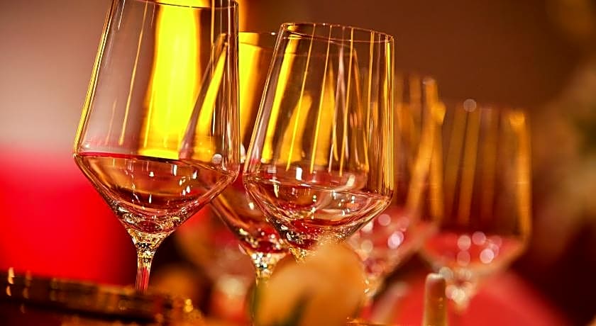 Sunworld Dynasty Hotel