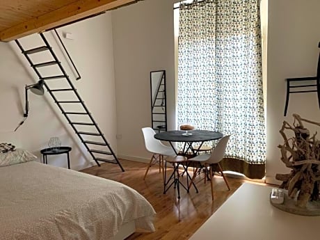 Quadruple Room with Private Bathroom