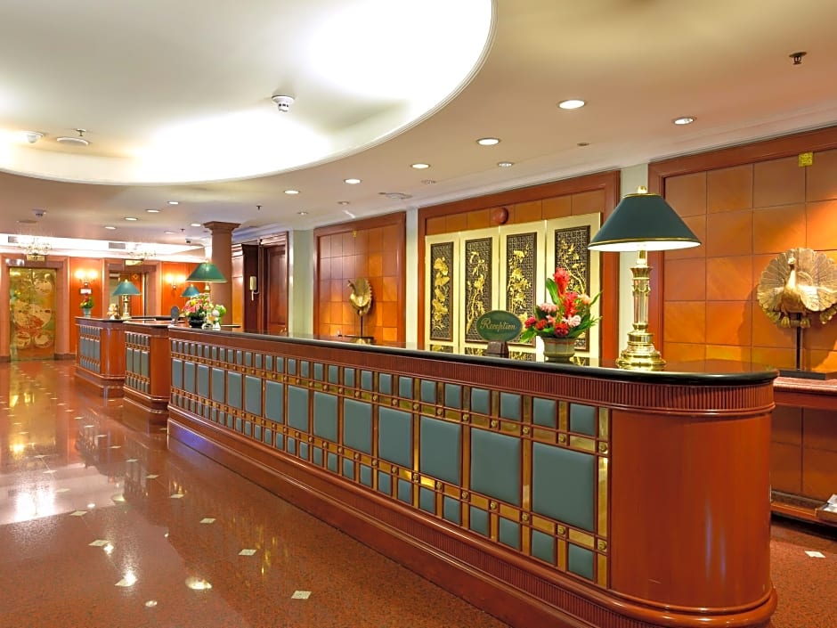 Evergreen Laurel Hotel