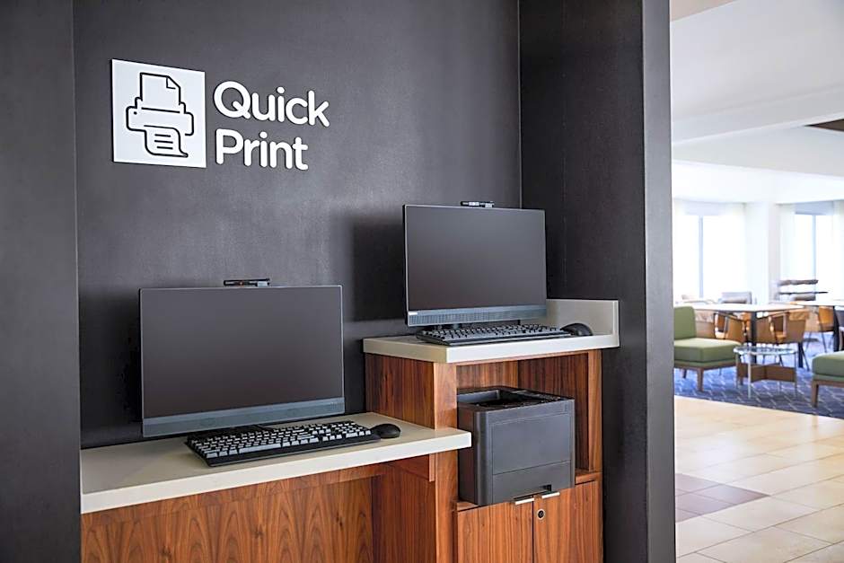 Courtyard by Marriott Kansas City Overland Park/Metcalf, South of College Boulevard