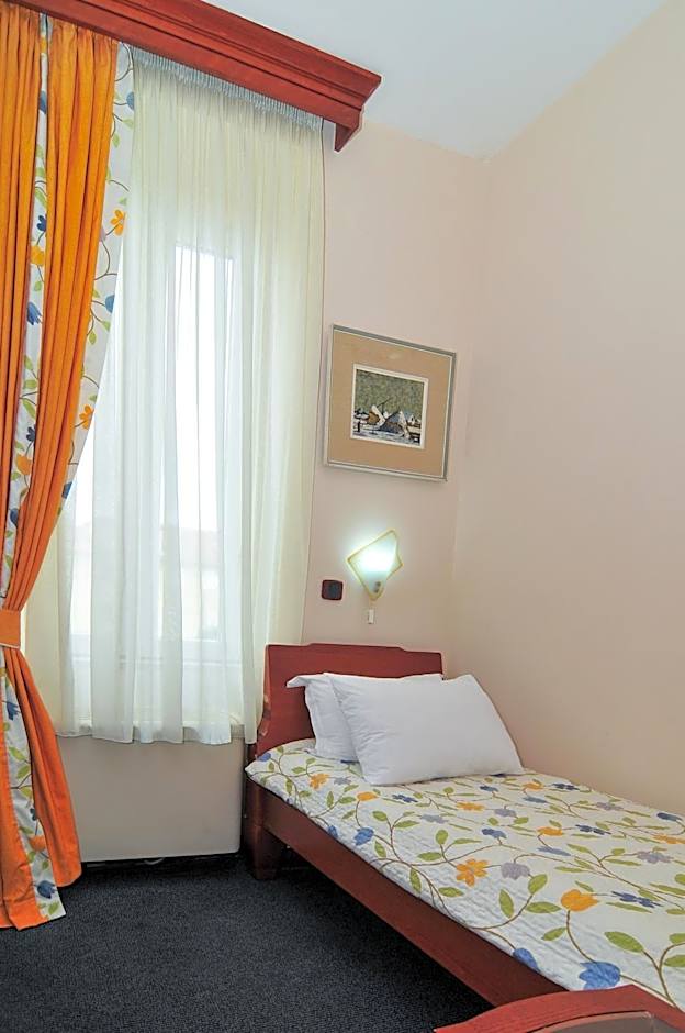 Hotel Montenegrino