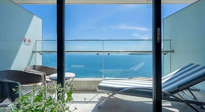 Queen Ann Nha Trang Hotel