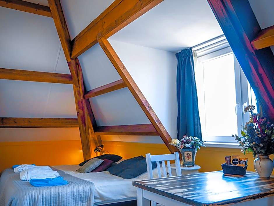 Hotel / Pension Villa Tanahlot