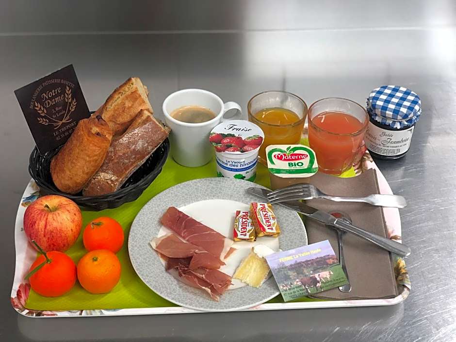 The Originals City, Hotel La Cour Carree, Le Treport Sud (Inter-Hotel)