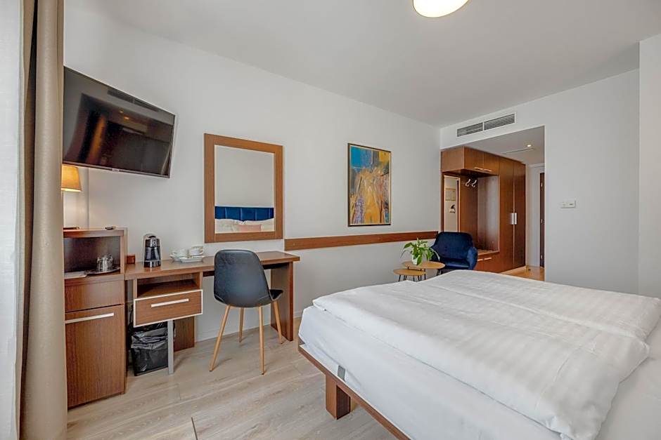 Hotel Antares