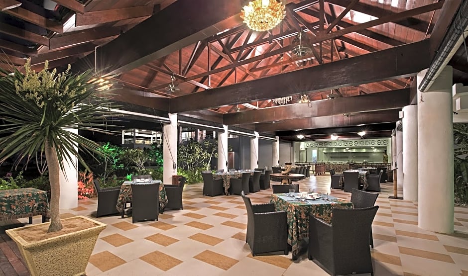 Sari Pacifica Resort, Sibu Johor