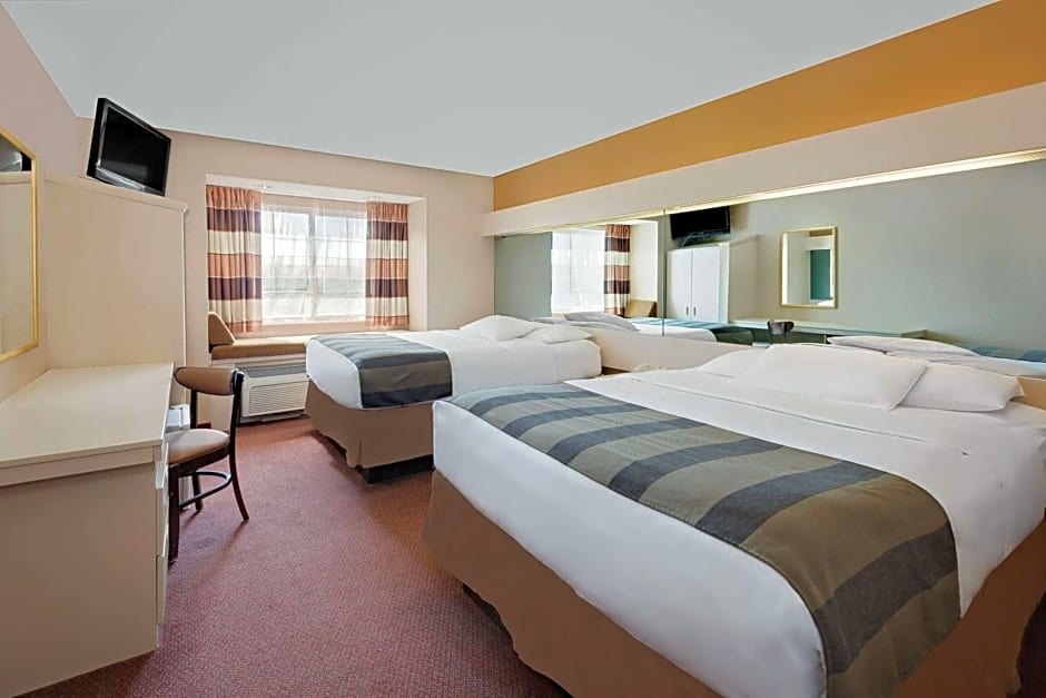 Microtel Inn & Suites by Wyndham Joplin
