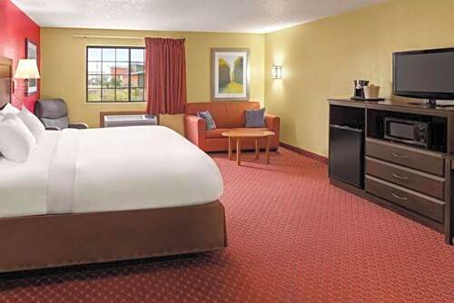 Baymont by Wyndham Cedar Rapids