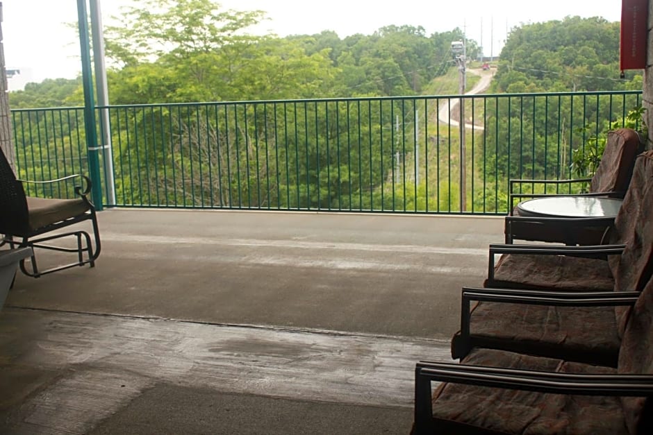 Ozark Valley Inn
