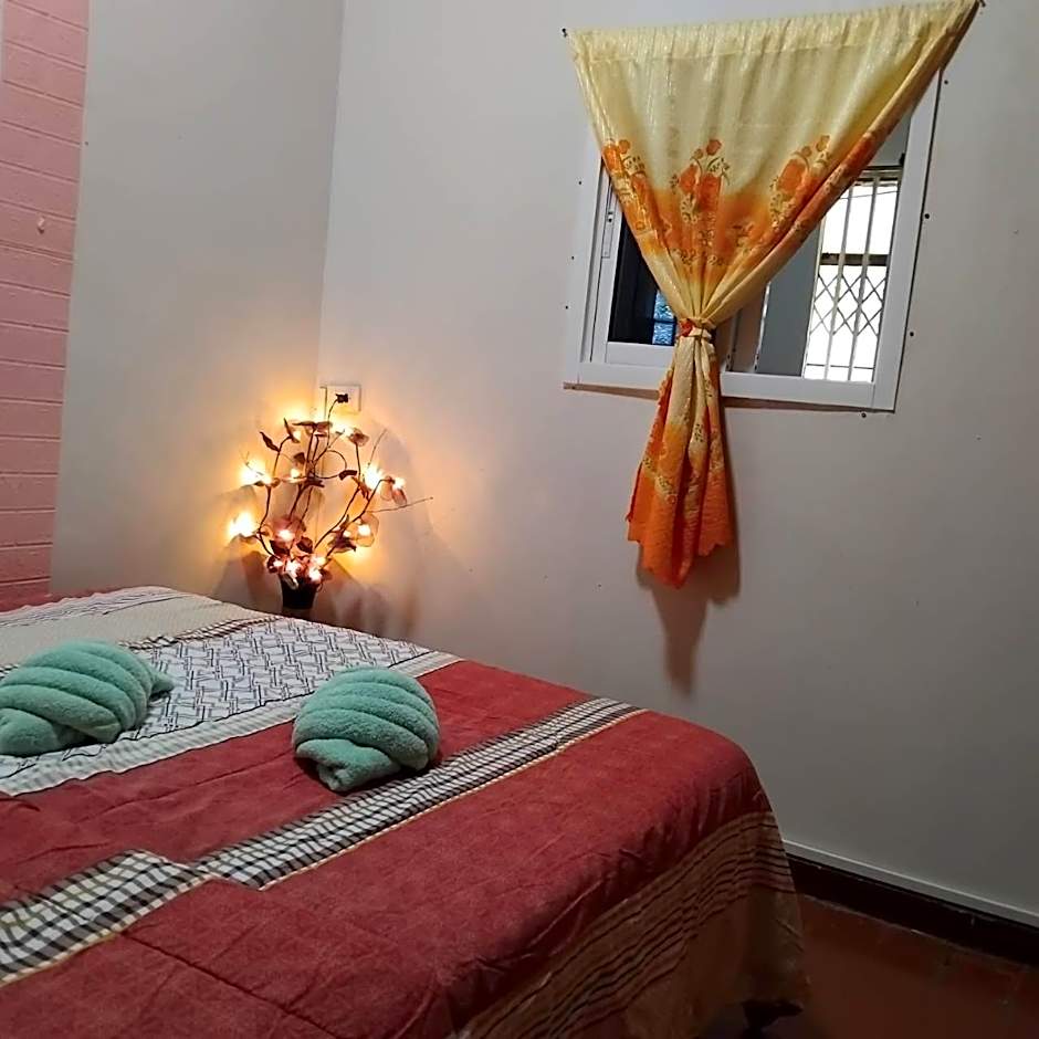 amazing khaosan hostel