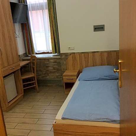 Quadruple Room with Shower
