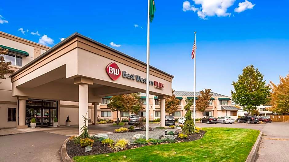 Best Western Plus Edmonds Harbor Inn