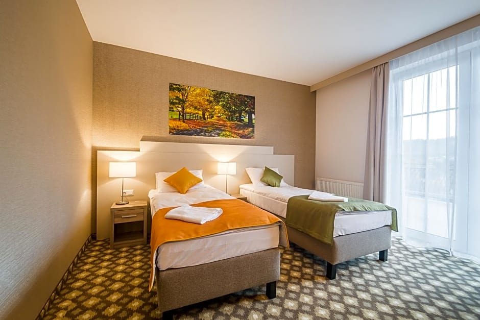 Hotel Nowy Zdrój - Centrum Zdrowia i Wypoczynku