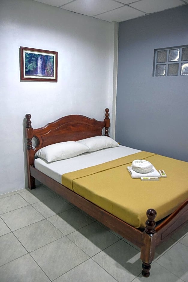 Tiptop Tower Suite Inn