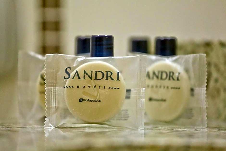 Sandri City Hotel