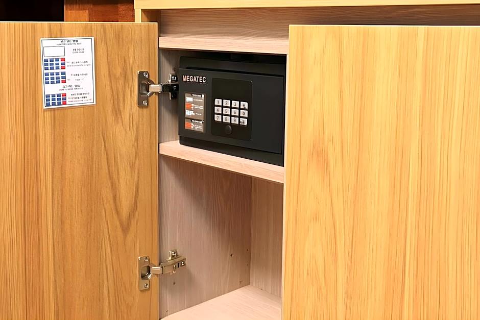 Empire Tourist Hotel