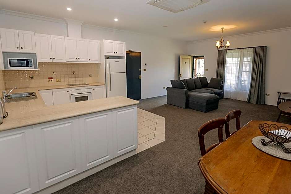 The Lawson Riverside Suites