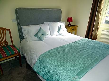 Deluxe Double Room with Shower