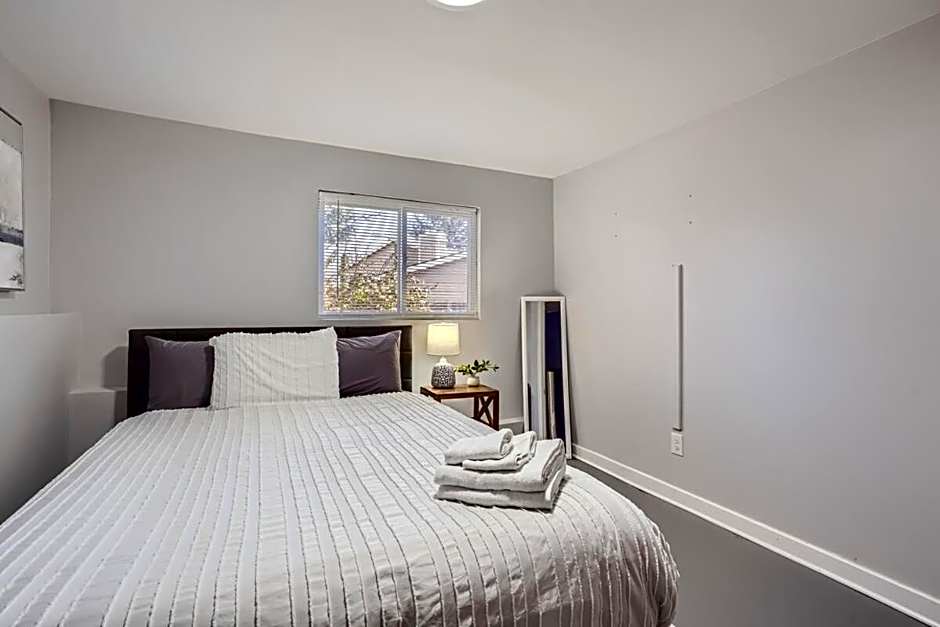 2BR Wellness Retreat in Arvada