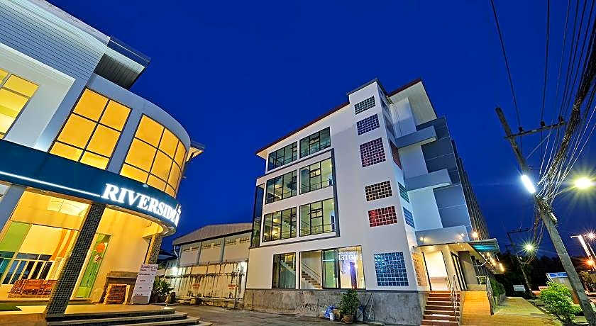 Riverside Hotel (SHA Plus)