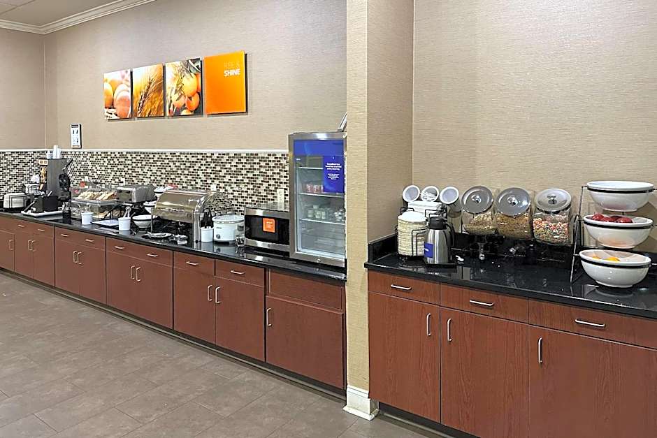 Comfort Inn & Suites Rogersville