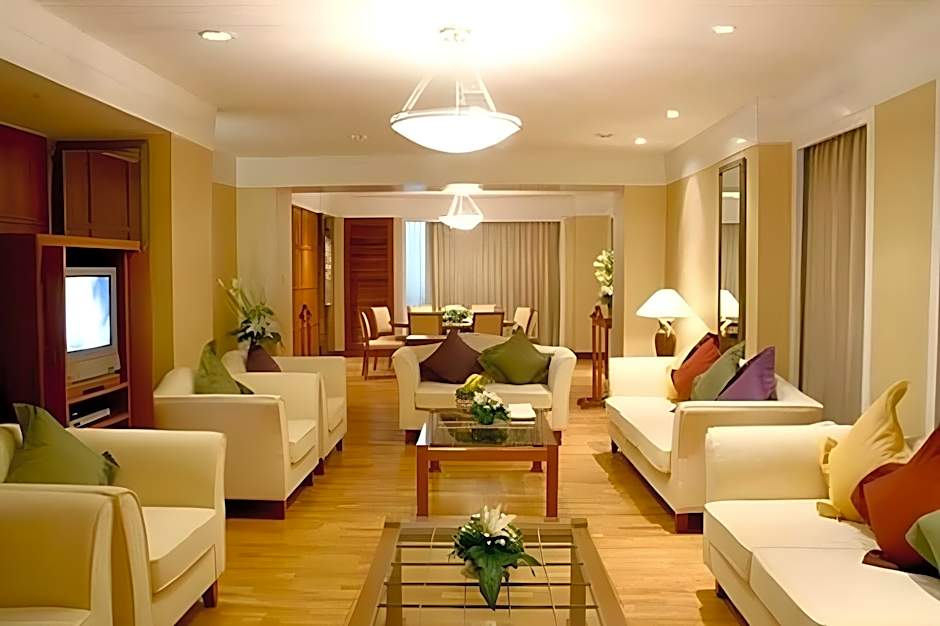 Miracle Grand Convention Hotel