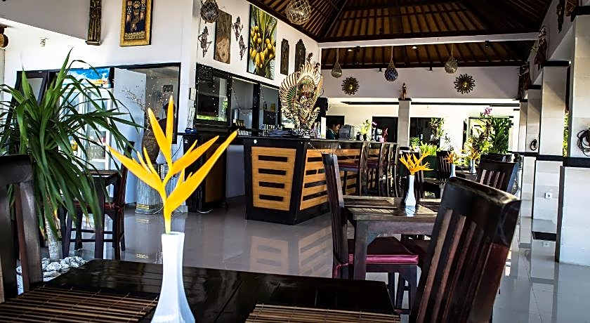 Kelapa Lovina Beach Villa