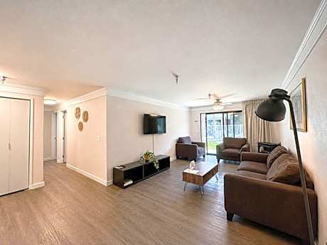 Friday Harbor Suites