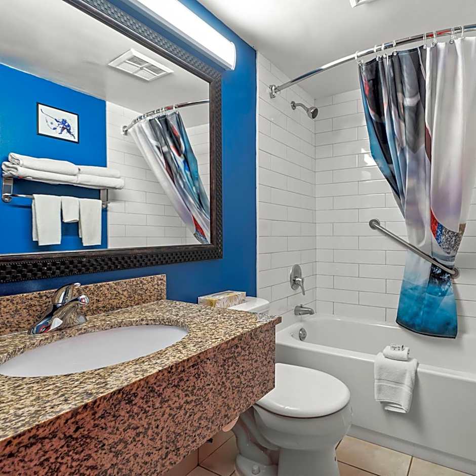 Travelodge by Wyndham Saskatoon