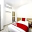 Iris Hotel