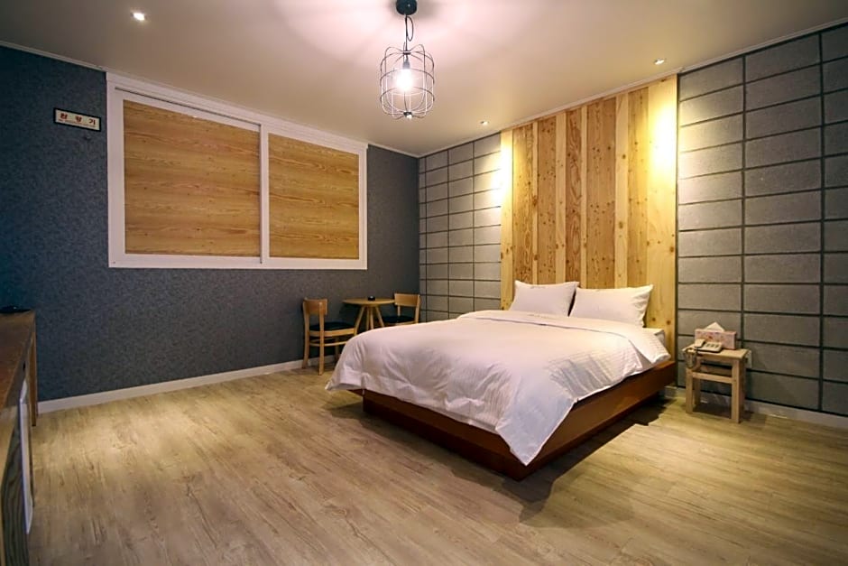 Gimhae Jangyu Check hotel