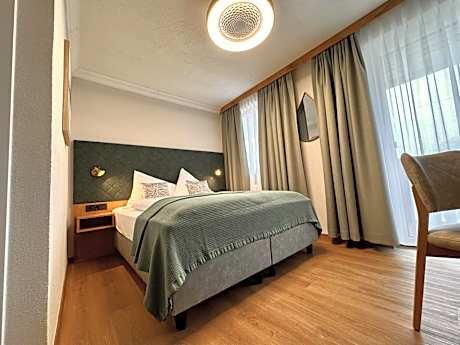 Queen Room with Balcony