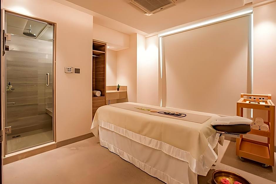 Lemon Tree Premier, Mumbai International Airport