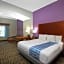 La Quinta Inn & Suites by Wyndham Tupelo