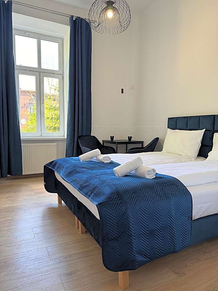 IRIS Aparthotel
