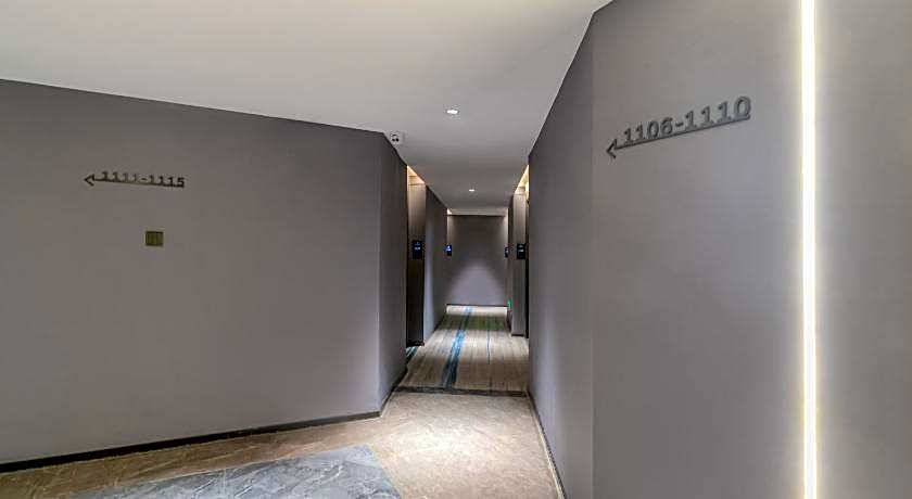 Insail Hotels (Guangyuanxincun Jingtai Pedestrian Street Guangzhou)