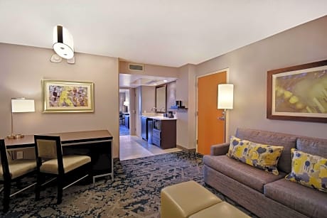 1King Prem Mobility/Hearing Access Ri Shwr Ns