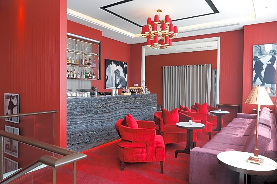 Raffles Makati Hotel