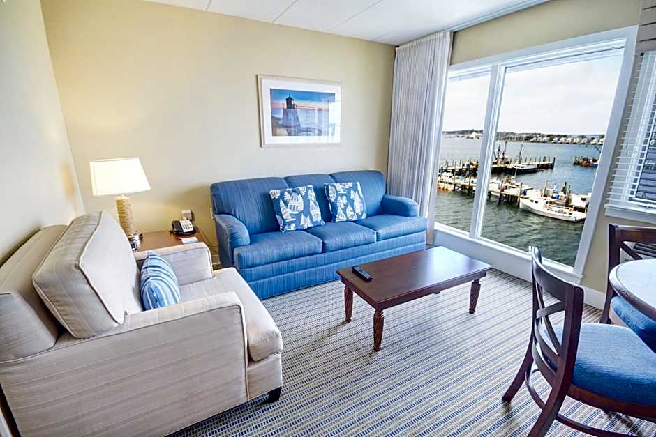 Wyndham Inn on Long Wharf