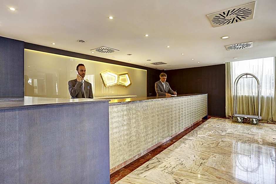 Grupotel Acapulco Playa - Adults Only