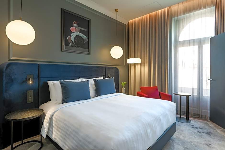 The Marmorosch Bucharest, Autograph Collection