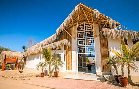 Vichayito Bungalows & Carpas by Aranwa Hotels