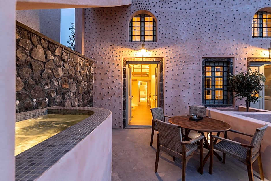 Frescoes Luxury Suites By KB Hospitality