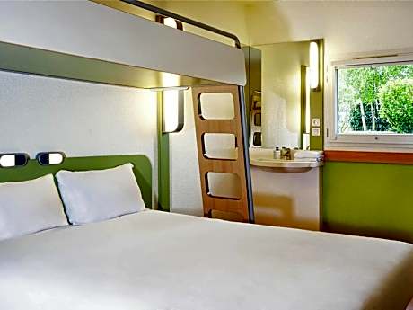 Triple Room with One Double Bed and One Bunk Bed