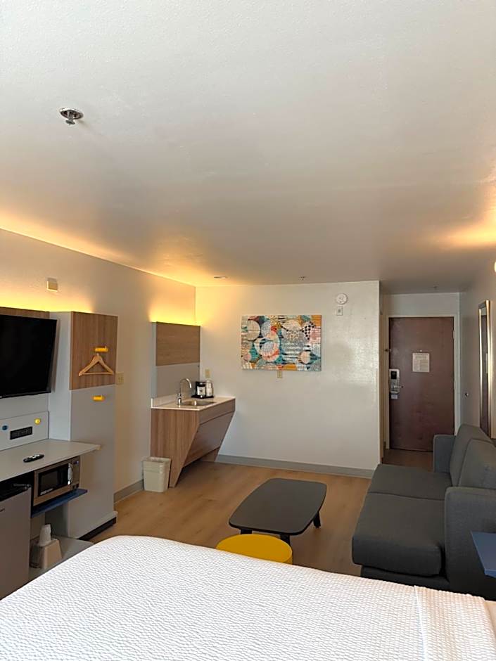 Microtel Inn & Suites by Wyndham Baton Rouge Airport