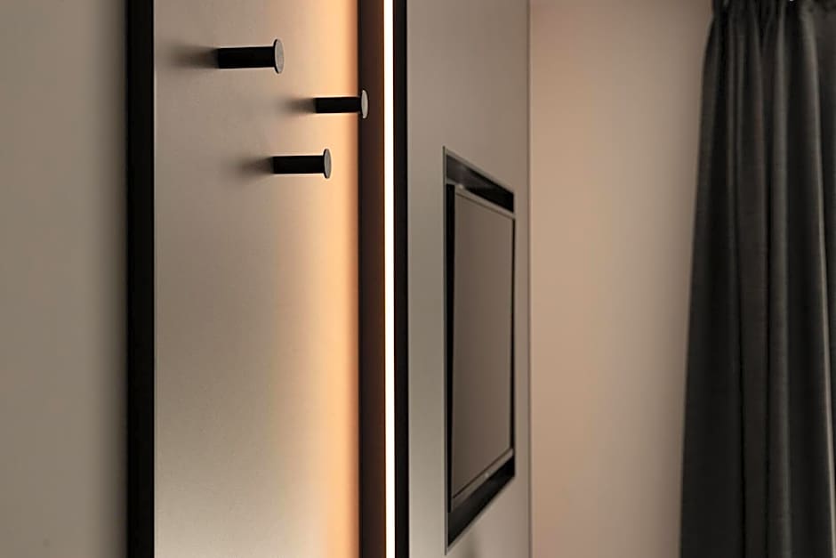 Aris Apartments & Sky Pool - Tonelli Hotels - Adult Friendly